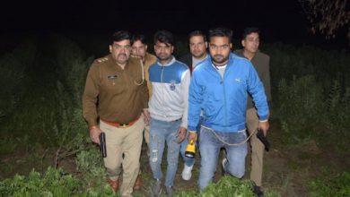 Photo of पुलिस ने तीन गोवंश तस्करों को पकड़ा,  दो तस्कर पुलिस की गोली से हुए घायल