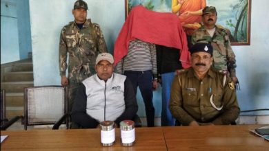 Photo of जमुई में पुलिस ने एनएच 333 पर आरडीएक्स के साथ बाइक सवार दो लोगों को किया गिरफ्तार