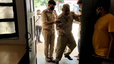 Photo of हमीरपुर : शराब के नशे में धुत्त हेड कांस्टेबल को एसपी ने किया निलंबित