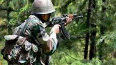 Photo of तहसीलदार ने घर में बना रखा था आतंकियों का ठिकाना