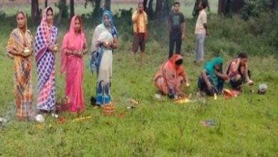 Photo of बिहार में महिलाओं ने शुरू की कोरोना ‘माई’ की पूजा