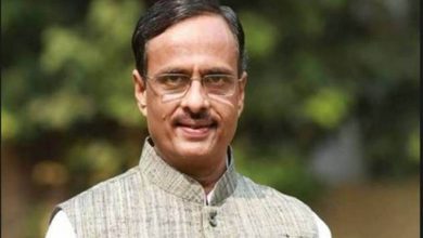 Photo of यूपी के डिप्टी सीएम डॉ. दिनेश शर्मा कोरोना पॉजिटिव, पत्नी सहित होम आइसोलेट
