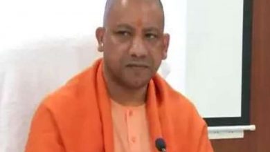Photo of सीएम योगी आदित्यनाथ ने वीडियो कॉन्फ्रेंसिंग के जरिए, कानपुर और आगरा मेट्रो की प्रथम प्रोटोटाइप ट्रेन का अनावरण किया