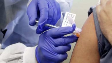 Photo of प्रदेश में तेजी से गिर रहा संक्रमण का ग्राफ, टीकाकरण अभियान ने पकड़ी यूपी में  रफ्तार