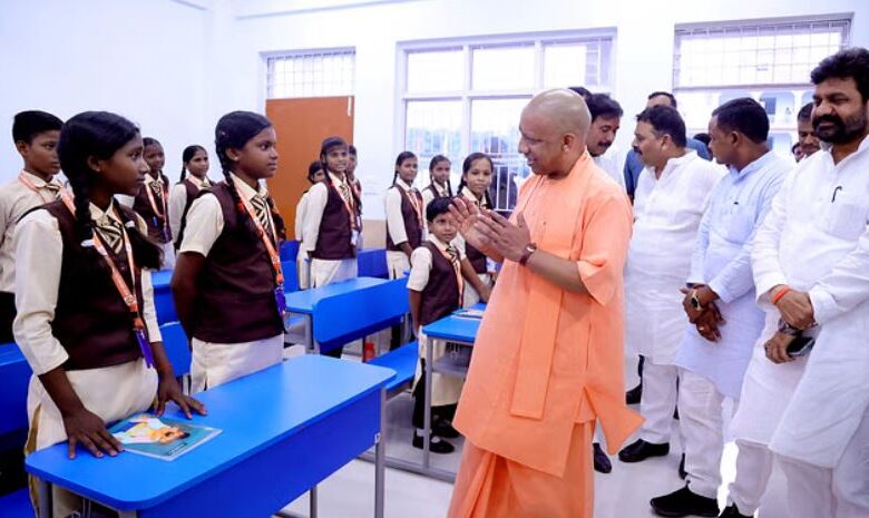 Photo of यूपी: अध्यापकों के लिए भी 30 जून तक बंद हो जाएंगे प्रदेश के स्कूल?