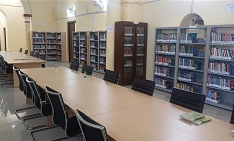 Photo of योगी सरकार ने सहेजी ज्ञान की धरोहर, ऐतिहासिक क्वीन एम्प्रेस मैरी लाइब्रेरी का हुआ कायाकल्प