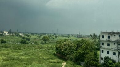Photo of मेरठ :  गर्मी से नहीं मिल रही राहत, तेज धूप और उमस ने बढ़ाई परेशानी