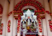Photo of बांग्लादेश में दुर्गा पूजा से पहले मंदिर में तोड़फोड़, दहशत में जी रहे हिंदू अल्पसंख्यक