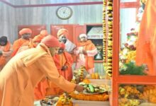 Photo of सीएम योगी ने चढ़ाई गुरु गोरखनाथ को आस्था की खिचड़ी