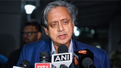 Photo of ‘पीएम मोदी संविधान को पवित्र मानते हैं’, थरूर बोले- पार्टी नेतृत्व के सामने रखूंगा अंदर के मतभेद