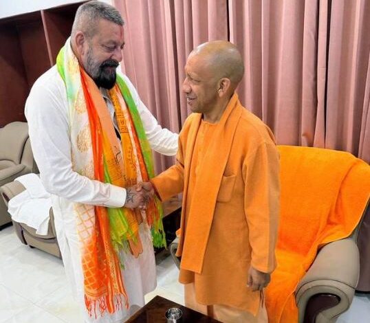 Photo of सीएम योगी से मिले अभिनेता संजय दत्त