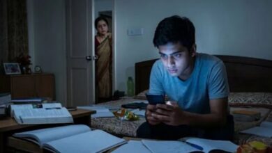 Photo of अक्सर रहता है चिड़चिड़ापन या नींद की कमी… कहीं आपका बच्चा ‘डिजिटल एडिक्शन’ का शिकार तो नहीं?