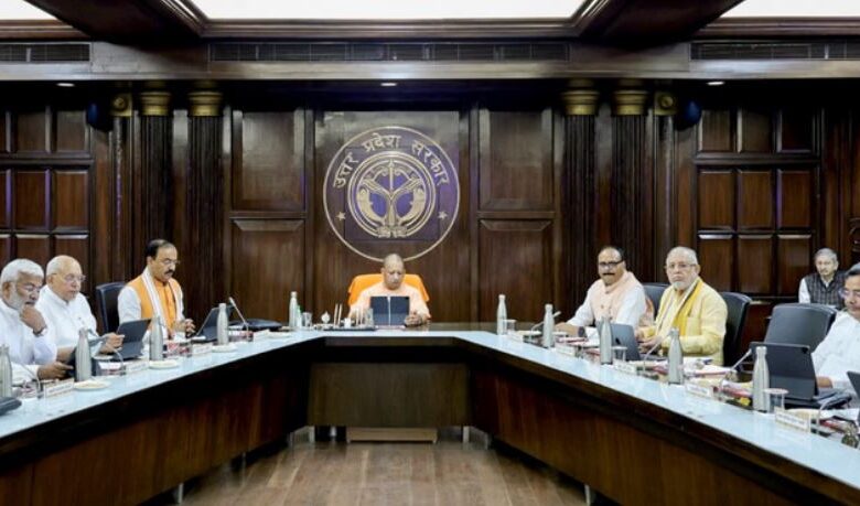 Photo of योगी कैबिनेट की महत्वपूर्ण बैठक आज, उद्योग और समाज कल्याण से जुड़े कई प्रस्ताव होंगे पास