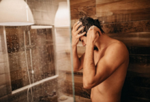 Photo of Bathing Tips – नहाते वक्त सबसे पहले पानी कहां डालना चाहिए? ज्यादातर लोग नहीं जानते सही जवाब