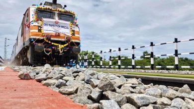 Photo of दक्षिणी रेलवे ने हासिल किया 100% विद्युतीकरण का लक्ष्य, 5,068 किमी ब्रॉड गेज नेटवर्क हुआ इलेक्ट्रिक????
