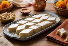 Photo of Kaju Katli Recipe:- दिवाली पर घर में बनाएं बाजार जैसी स्वादिष्ट काजू कतली, सिर्फ 4 चीजों से तैयार होगी यह मिठाई???